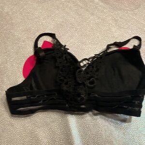 Cenzo women’s bras size 40/ 90B black NWT